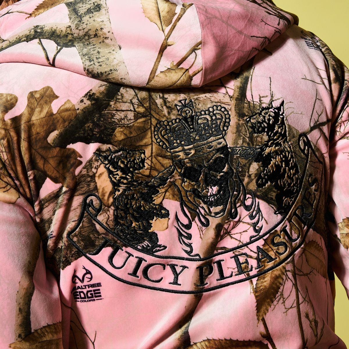 Wmns Pleasures x Juicy Couture Realtree Velour Hoodie