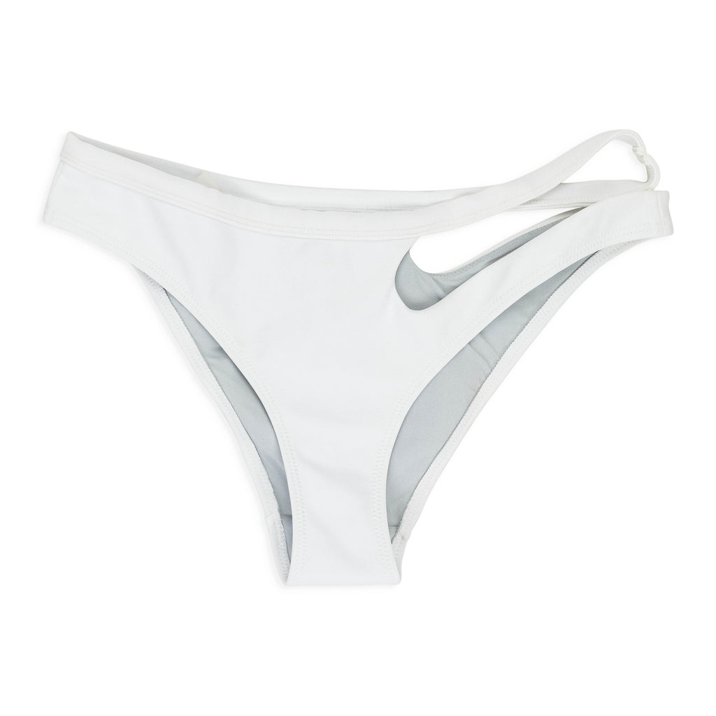 JUNGLE JULIA WHITE BIKINIS