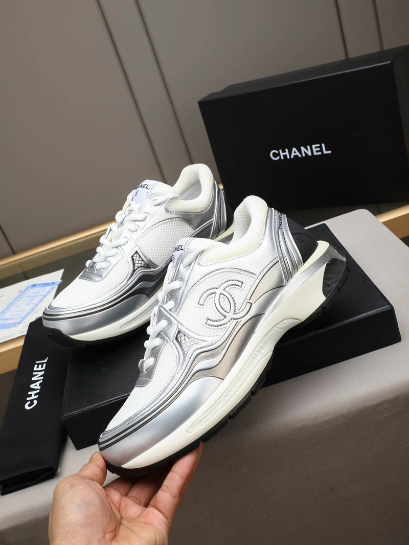 Men’s Silver Panel Runner Sneakers