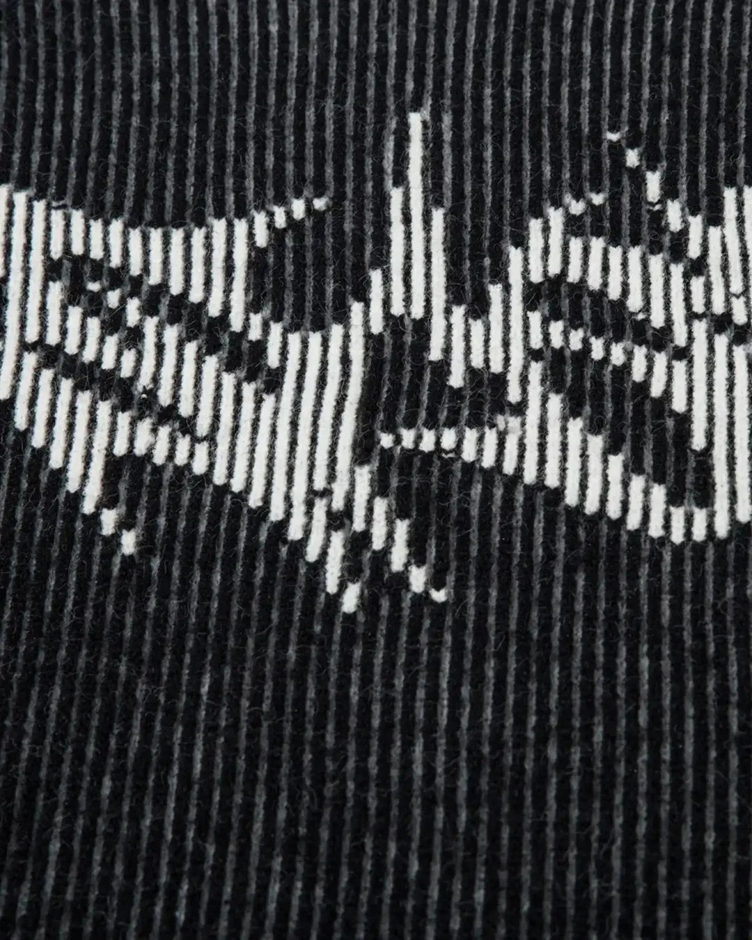 RAVEN KNIT