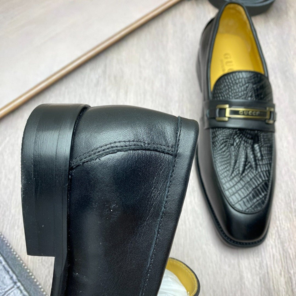 Gucci Black Textured Leather Slip-On Shoes