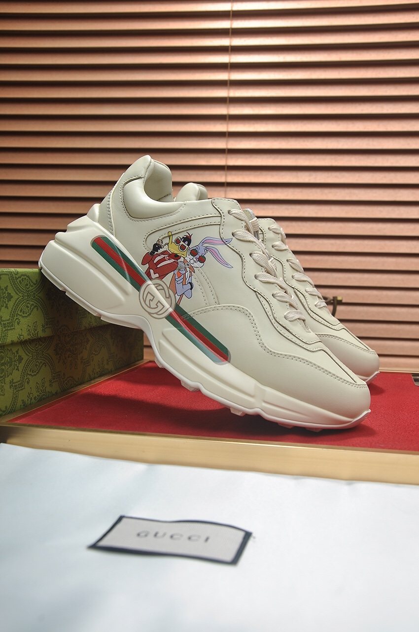 Gucci Off-White Stripe Chunky Sneakers