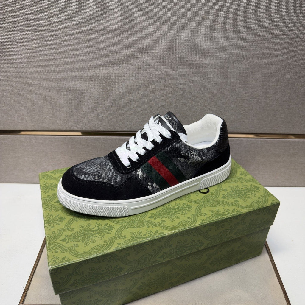 Gucci Men's Green-Red Stripe Sneakers
