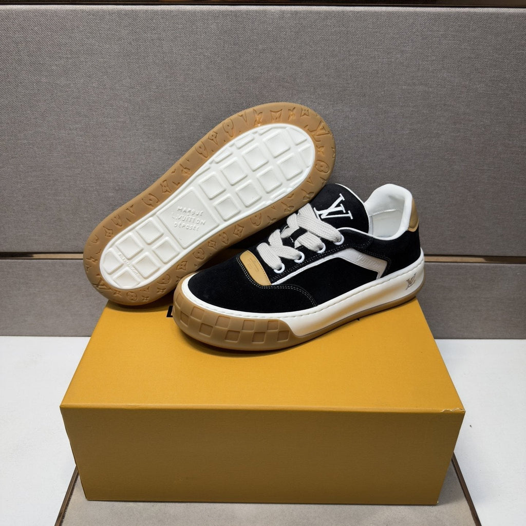 Louis Vuitton Men's Black & White Low-Top Sneakers