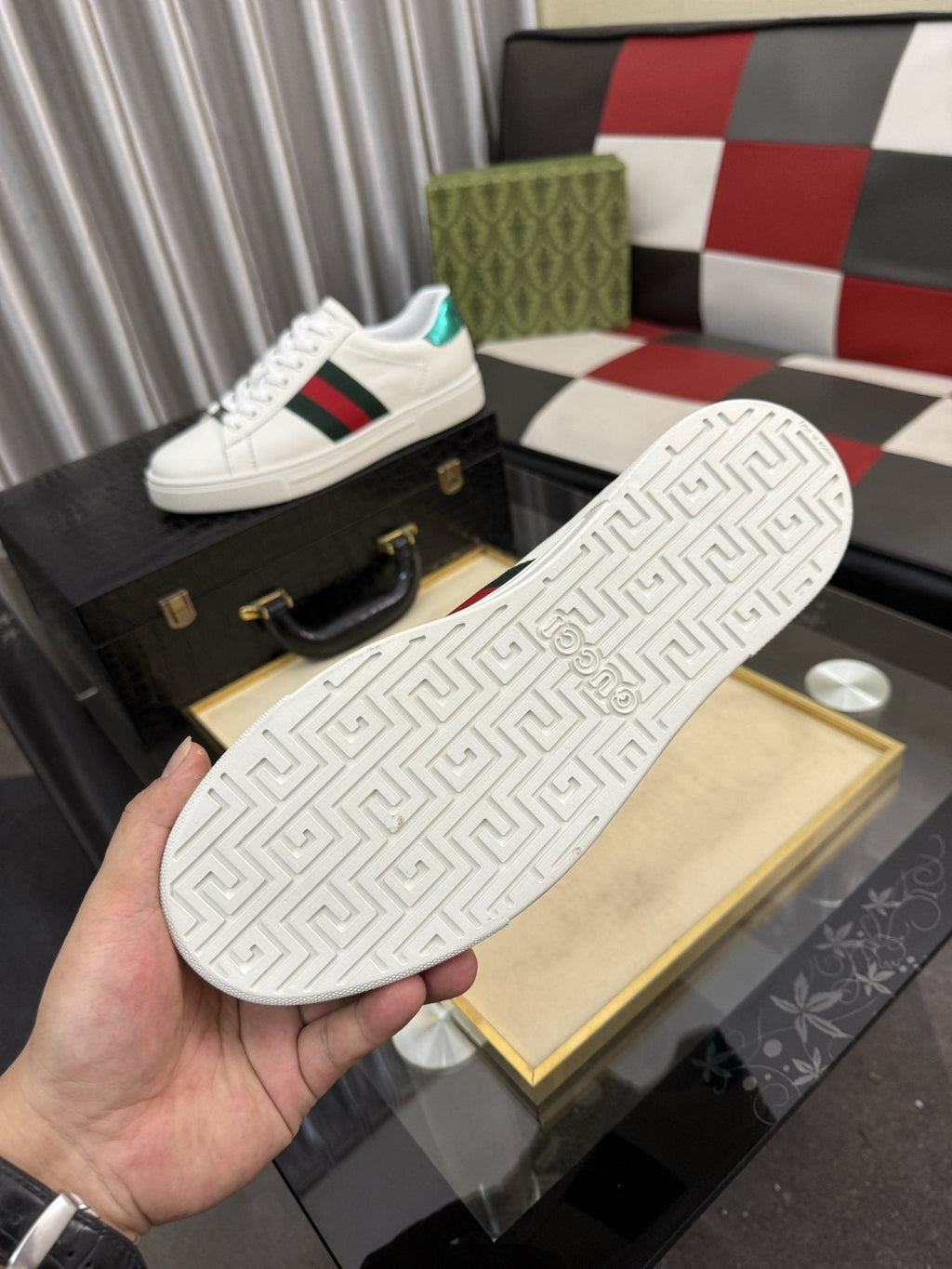 Gucci Men's Stripe Low-Top Sneakers - Lace-Up Closure