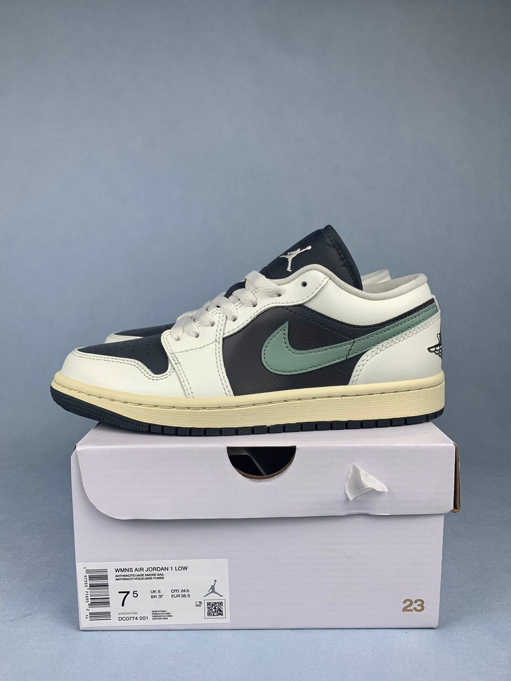 Air Jordan 1 Low Black/Green Unisex Sneakers DC0774-001